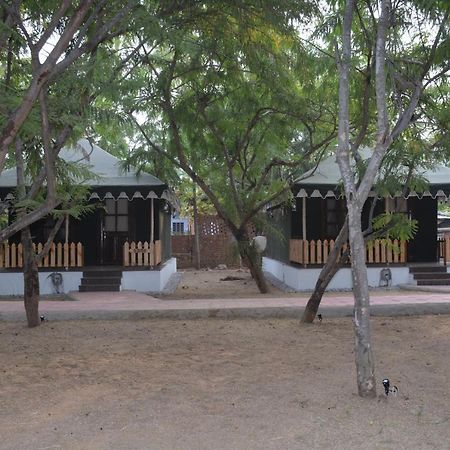 Gulmohar Sariska Resort Bairāt Екстериор снимка