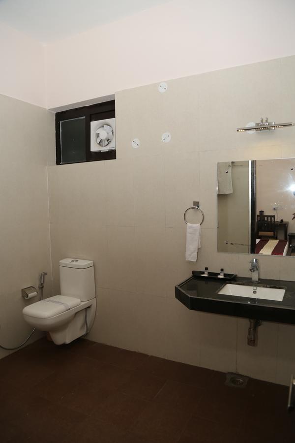 Gulmohar Sariska Resort Bairāt Екстериор снимка