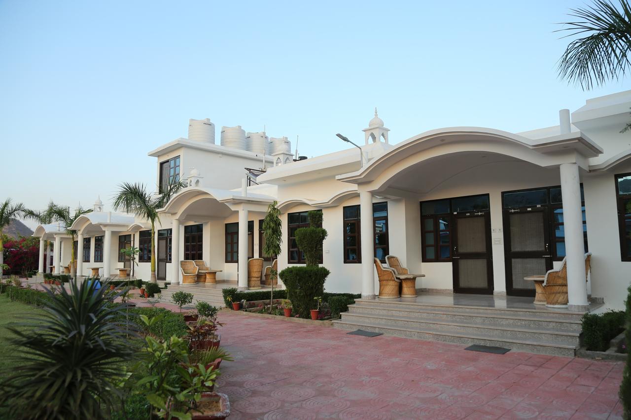 Gulmohar Sariska Resort Bairāt Екстериор снимка