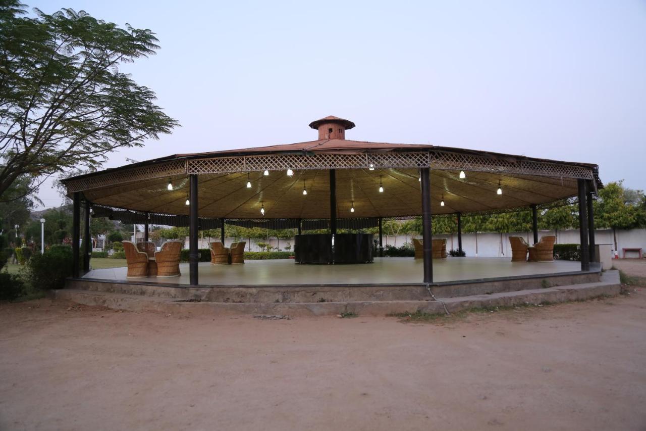 Gulmohar Sariska Resort Bairāt Екстериор снимка